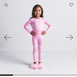 Skims LOGO PLUSH POINTELLE KIDS LONG SLEEVE SET size 6